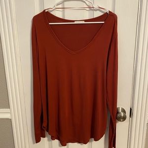 Cotton : On red/orange XL long sleeve tee